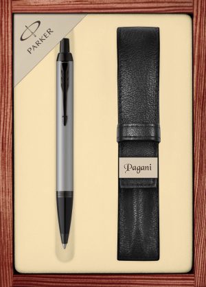 Zestaw długopis Parker IM Achromatic z etui Pagani w ekskluzywnej drewnianej kasetce