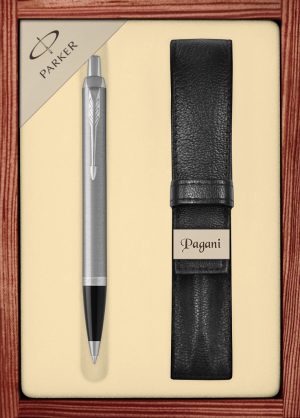 Zestaw długopis Parker IM Core Essential Stainless Steel CT z etui Pagani w ekskluzywnej drewnianej kasetce